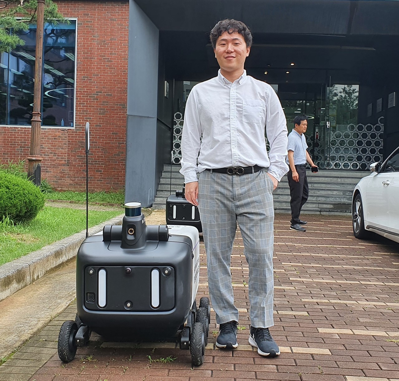 클라우드스톤, 배달긱 서비스 고도화…”대학·아파트 서비스 확장”