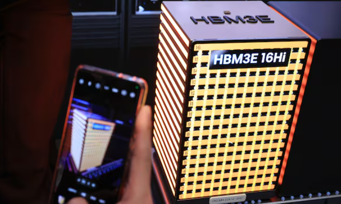 AMD는 AI칩 ‘라이젠 AI맥스’, SK하이닉스는 HBM3E 16단 공개